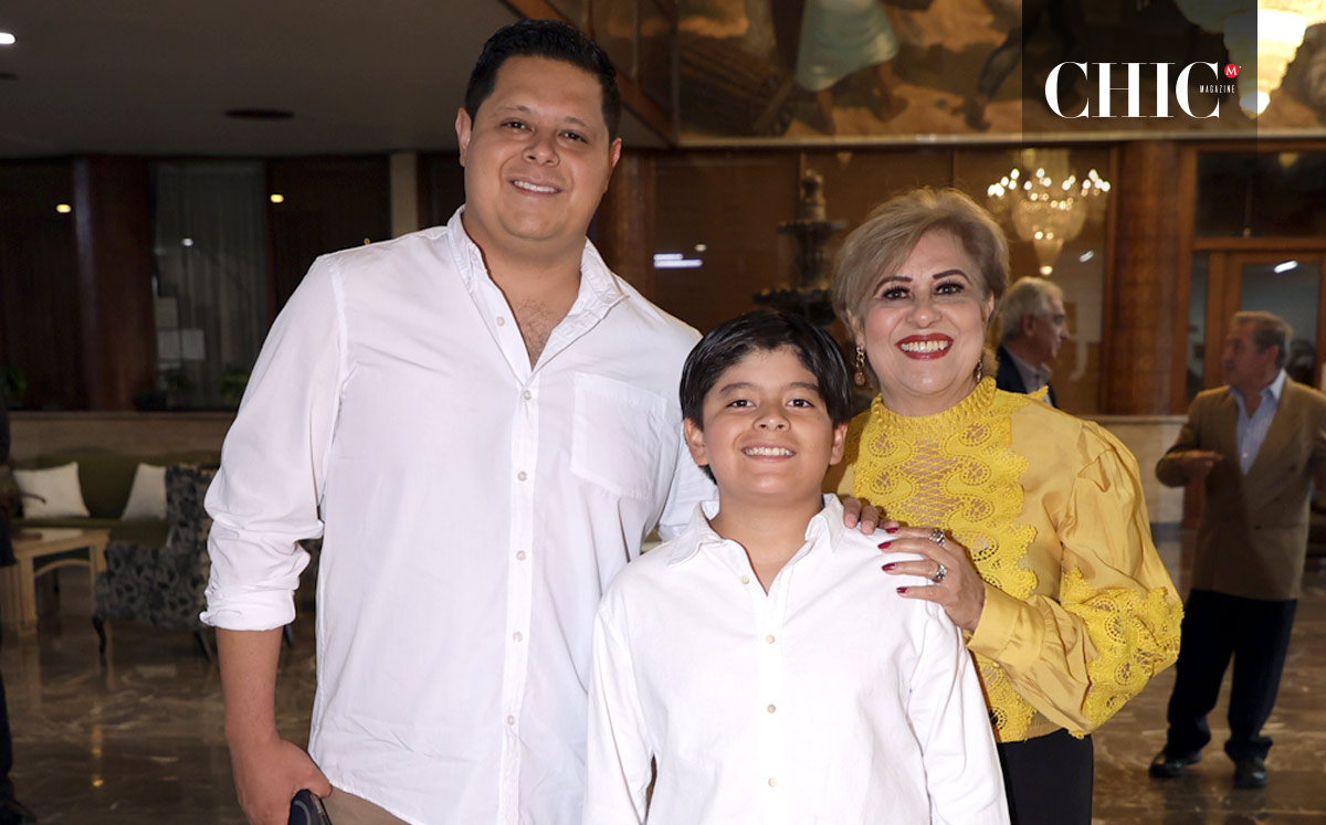 Israel Hernández, Matías y Elena Soto