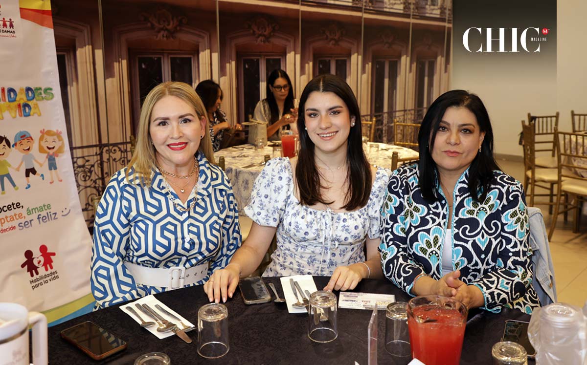 Lupita de Rocha, Victoria Grageda y Olga Vela