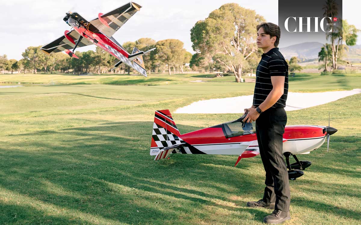 Rodrigo sueña con tener mi propio avión real y volarlo por placer (Foto: As It Was Weddings/ David Lack)