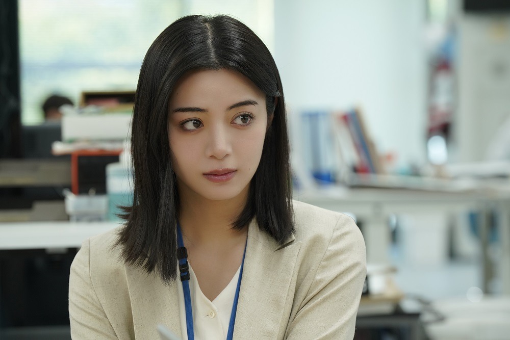 Elaiza Ikeda es Hitomi Yakushimae  (Foto: Netflix)