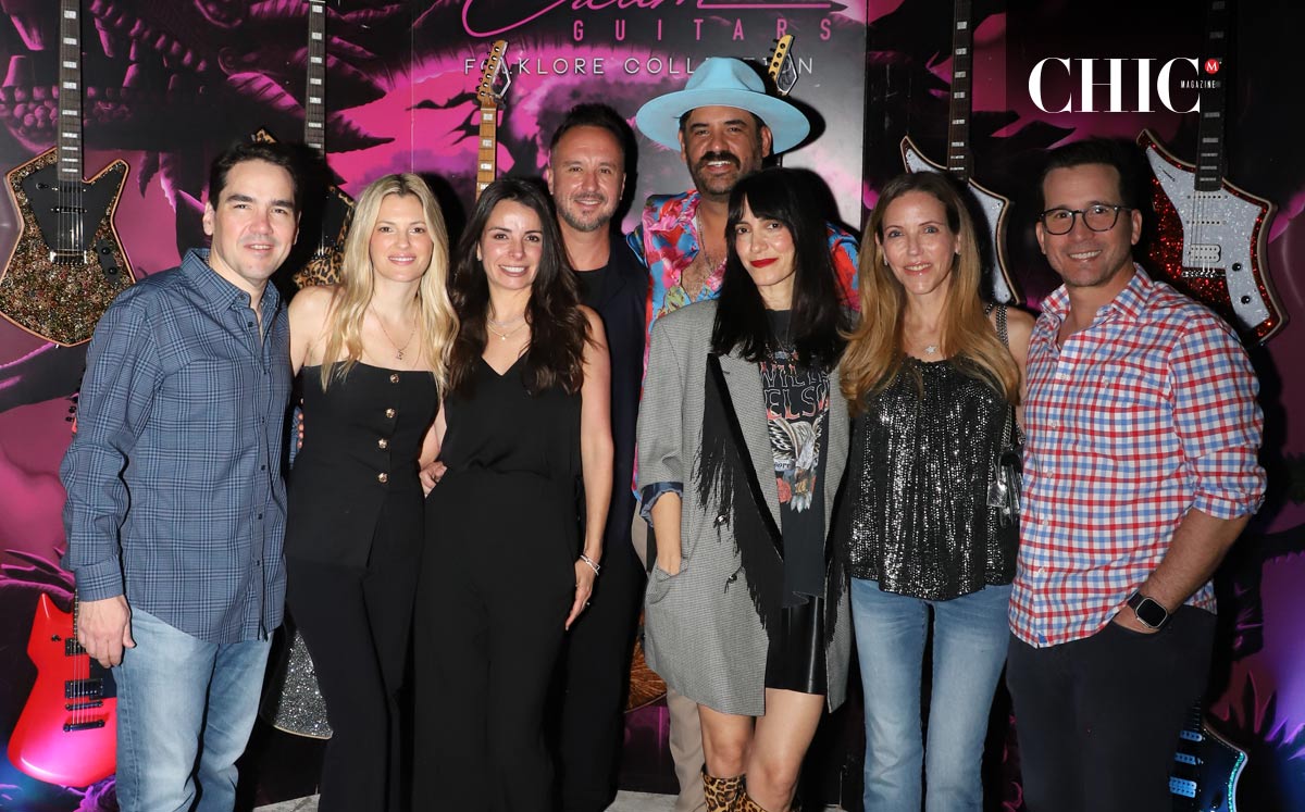 Kiko Lobo, Eugenia De Hoyos, Gladys Santibáñez de Llantada, Nacho Llantada, Mauricio Sánchez, Priscila Orfanos de Sánchez, Mónica Zambrano