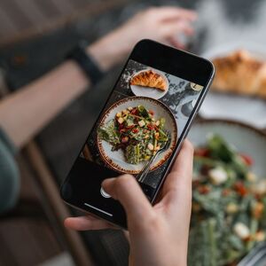 Descubre si se puede comer carne en Sábado de Gloria y Domingo de Resurrección (Getty Images)