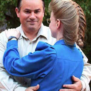 "Confía en mí: El falso profeta": ¿Qué ha sido de Samuel Bateman? (Foto: Netflix)