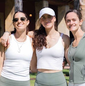 María Lozano, Sofía Lozano y Ale Sainz (Fotos: Yanahui F. Sevilla)