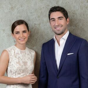 Emma Watson o Gonzalo Hevia Baillères: ¿Quién tiene la mayor fortuna? (Foto: IA)