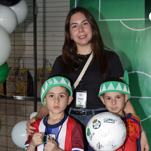 Brenda Villalobos, Bernardo y Alejandro Kawas