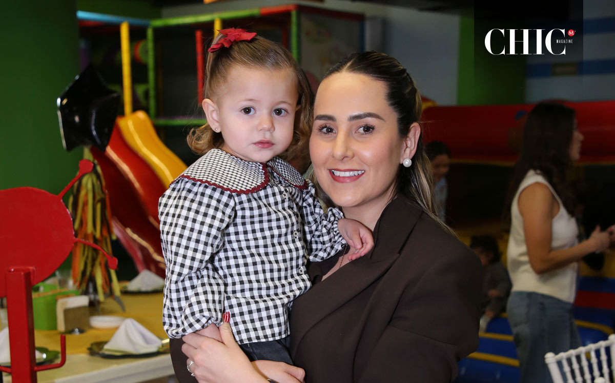 Macarena y Andrea Medina