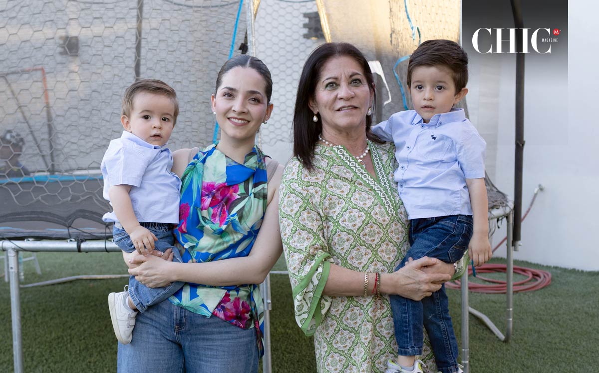Sebastián, Renata, Renata y Franco