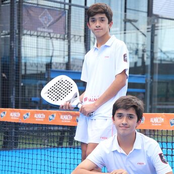 Bernardo y Emiliano Batarse son hermanos y campeones de pádel (Foto: Leonardo Jiménez)