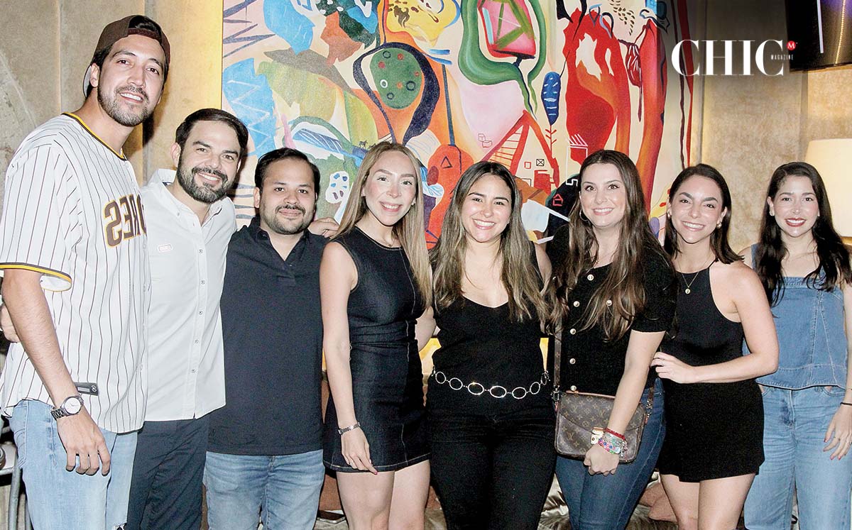Beto Posadas, Paco Lavin, Aldo del Ángel, Edith Mendiola, Monica Zapien, Martha Madero, Lucy Edgar y Daniela Gómez