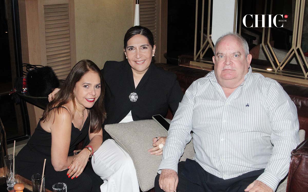 Eugenia de la Cuesta, Sylvia Herrera y Tomas del Alamo