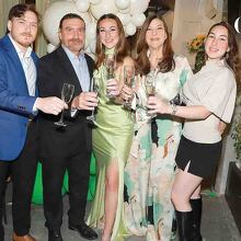 Eugenio Zendejas, Eugenio Zendejas, Chayito Zendejas, Rosario González y Ana Lucía Zendejas / Fotos: Daniel Saldívar