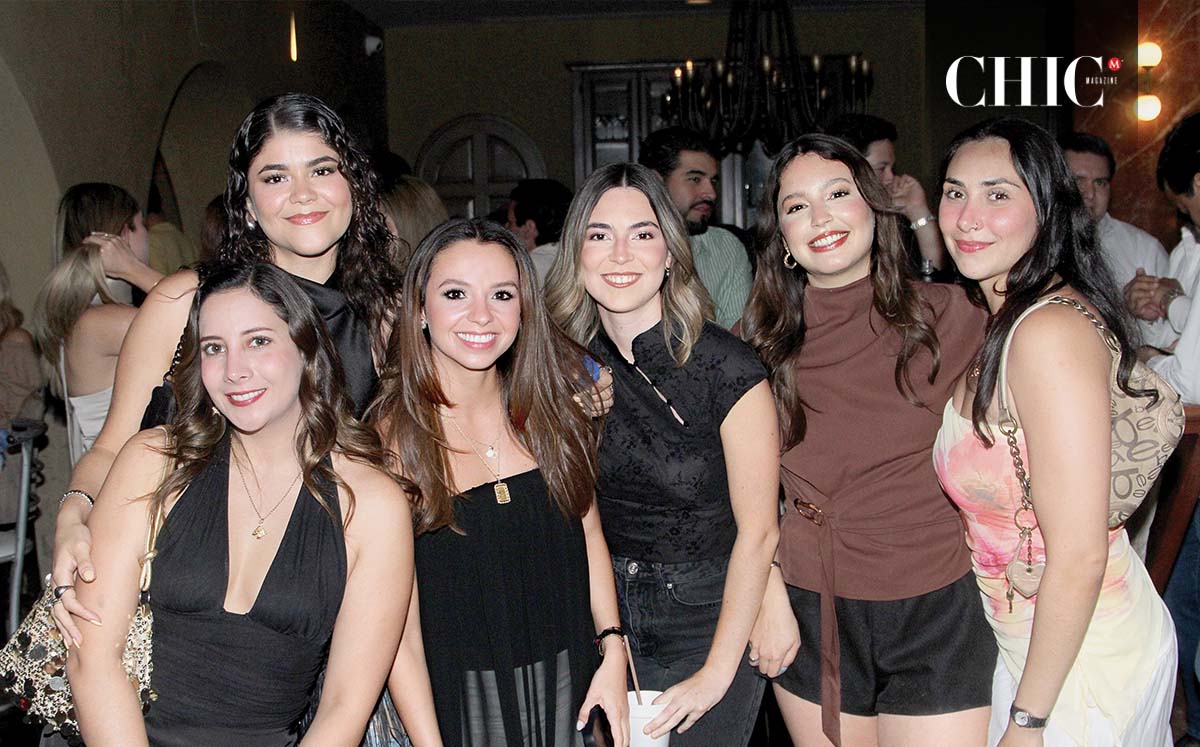 Jessica Manzur, Karla García, Mireya Quiroga, Arantza Ochoa, Sofía Correa y Viviana Ramirez