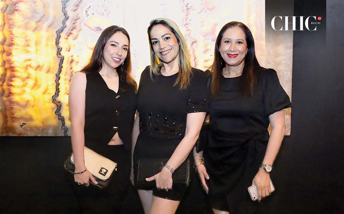Mariel Romo, Verónica Rivera y Sandy Vicencio