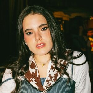 Camila Fernández fue hospitalizada de emergencia por apendicitis. Esto se sabe sobre su cirugía y recuperación.