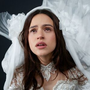 Rosalía impacta con “Focu ’Ranni” (IA)