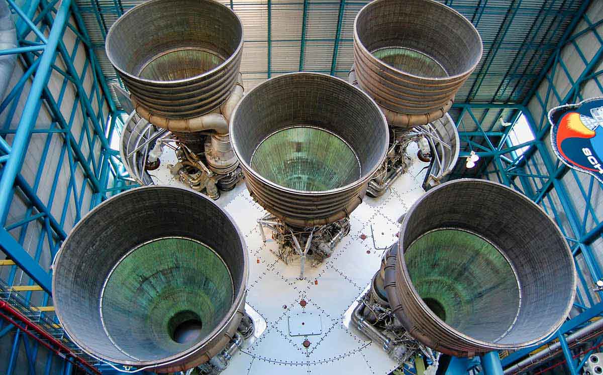 En Artemis III se probarán sistemas de comunicación que permitirán transmisiones en vivo desde la Luna hacia la Tierra. (Foto: Pexels)