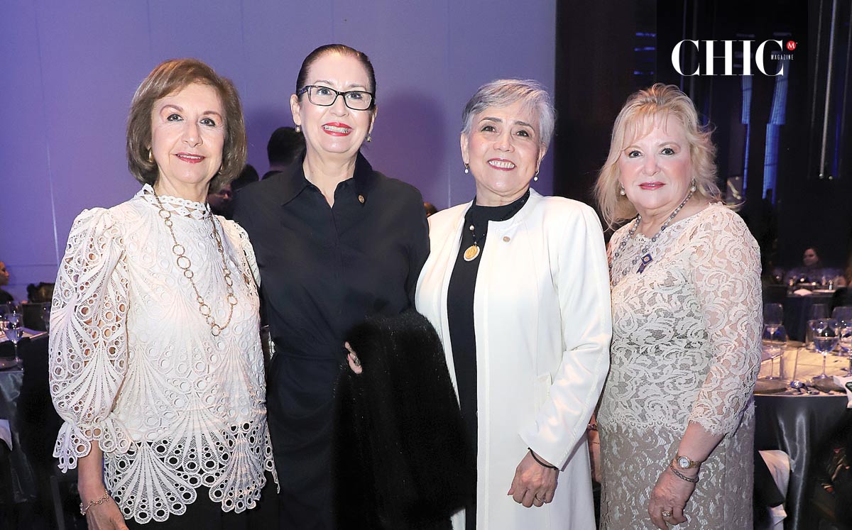 María Aurora Castillo, Alma García, Esthela Galindo e Irma Treviño