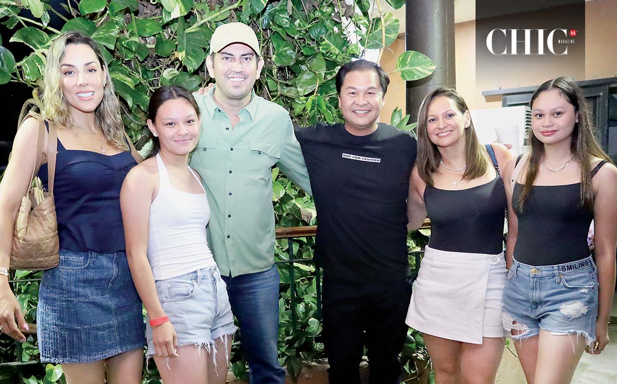 Gilda Villarreal, Ana Lucía Chow, Regulo Zapata, Eduardo Chow, Laura Vera y Laura Chow