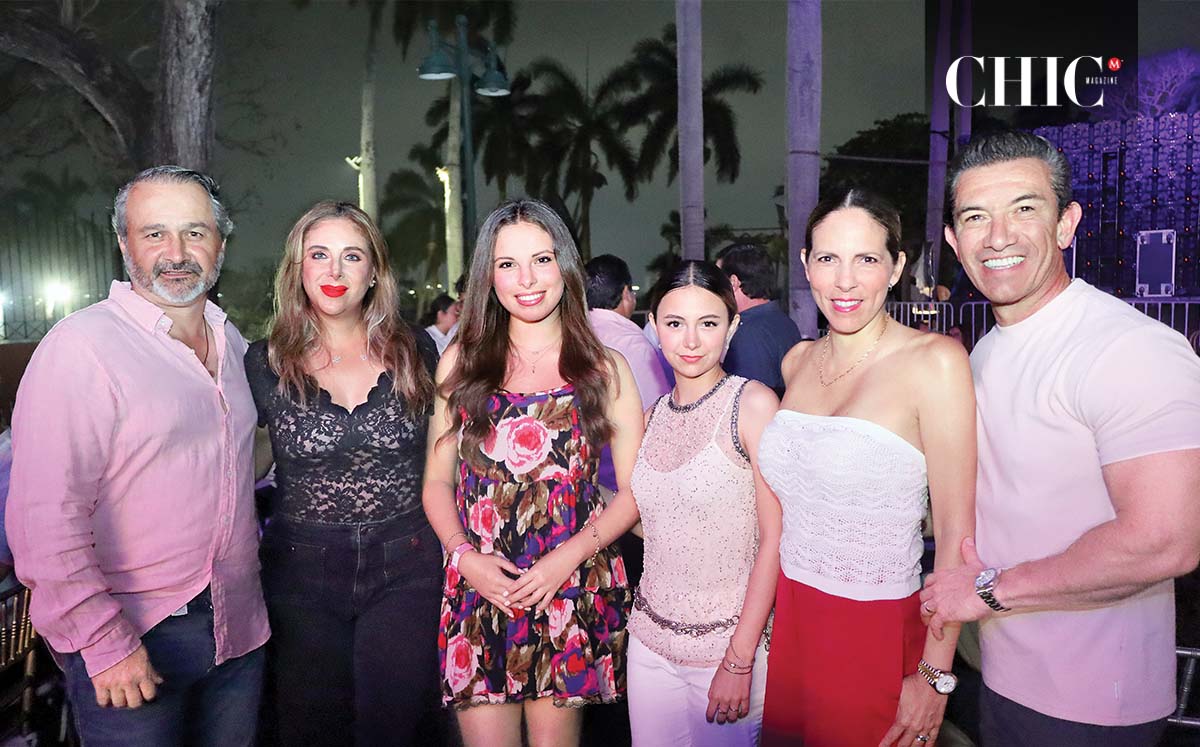 Leandro Elizondo, Andrea Leal, Roberta Casillas, Carolina de Rio, Fabiola Medrano y Roberto Casillas