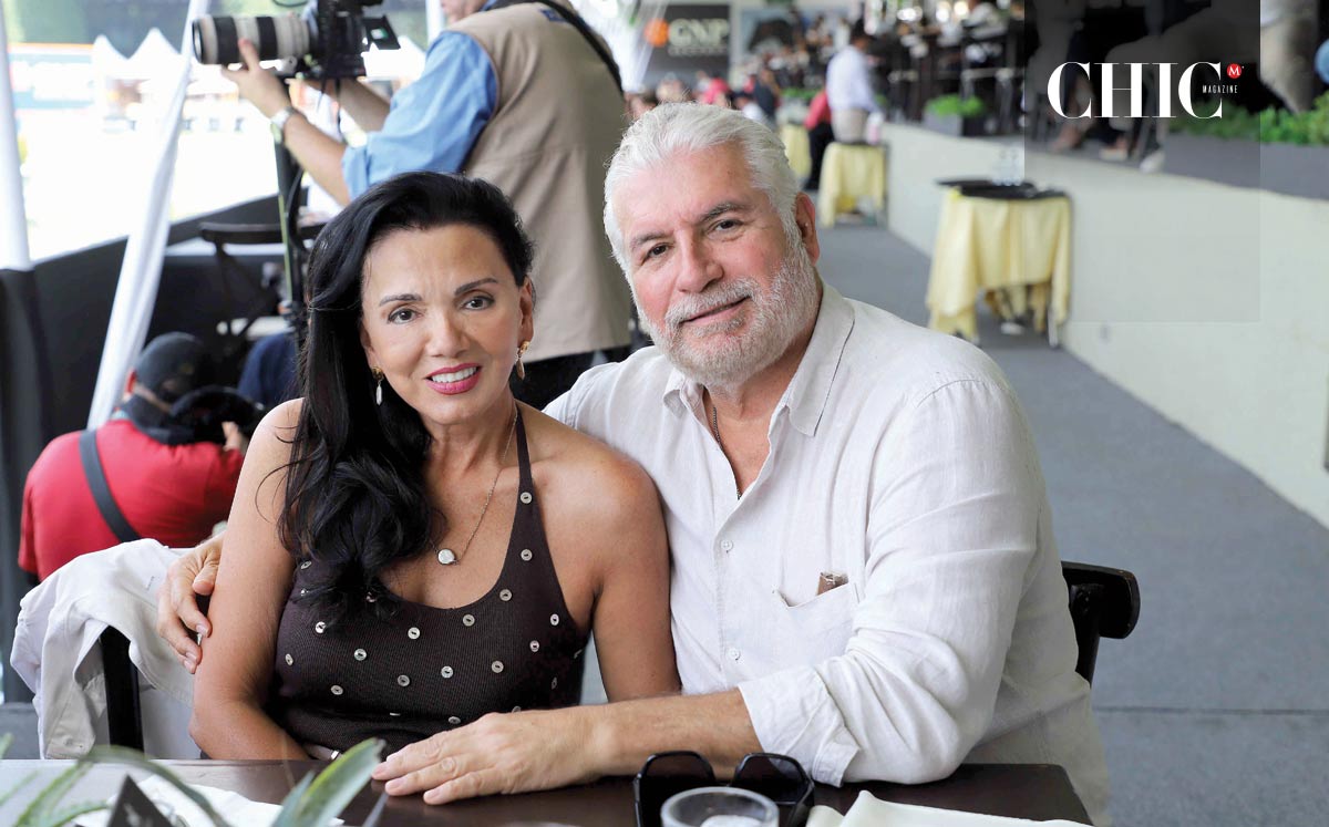 Mónica Galván de Morton  y Gustavo Morton