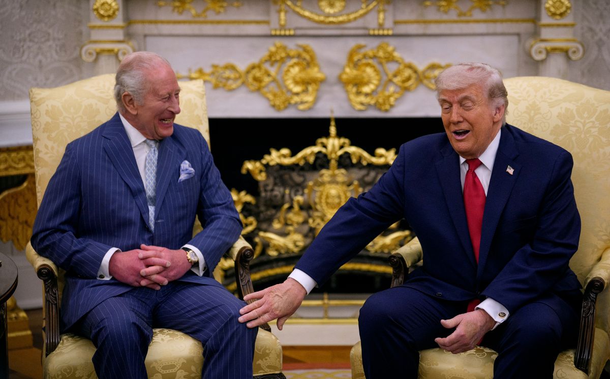 Rey Carlos responde con ironía a Donald Trump durante su visita a EU (Foto: Getty)