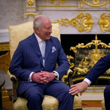 Rey Carlos responde con ironía a Donald Trump durante su visita a EU (Foto: Getty)