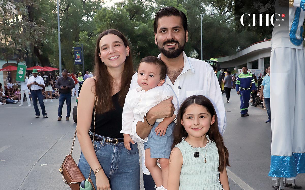 Rosa Mari Exsome, Juan Pablo Castuera, Pablo Castuera y Aylin Castuera