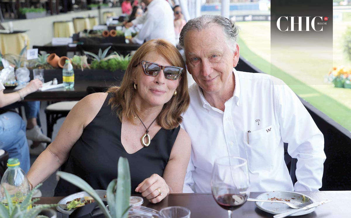 Tatiana Clouthier y José Martínez