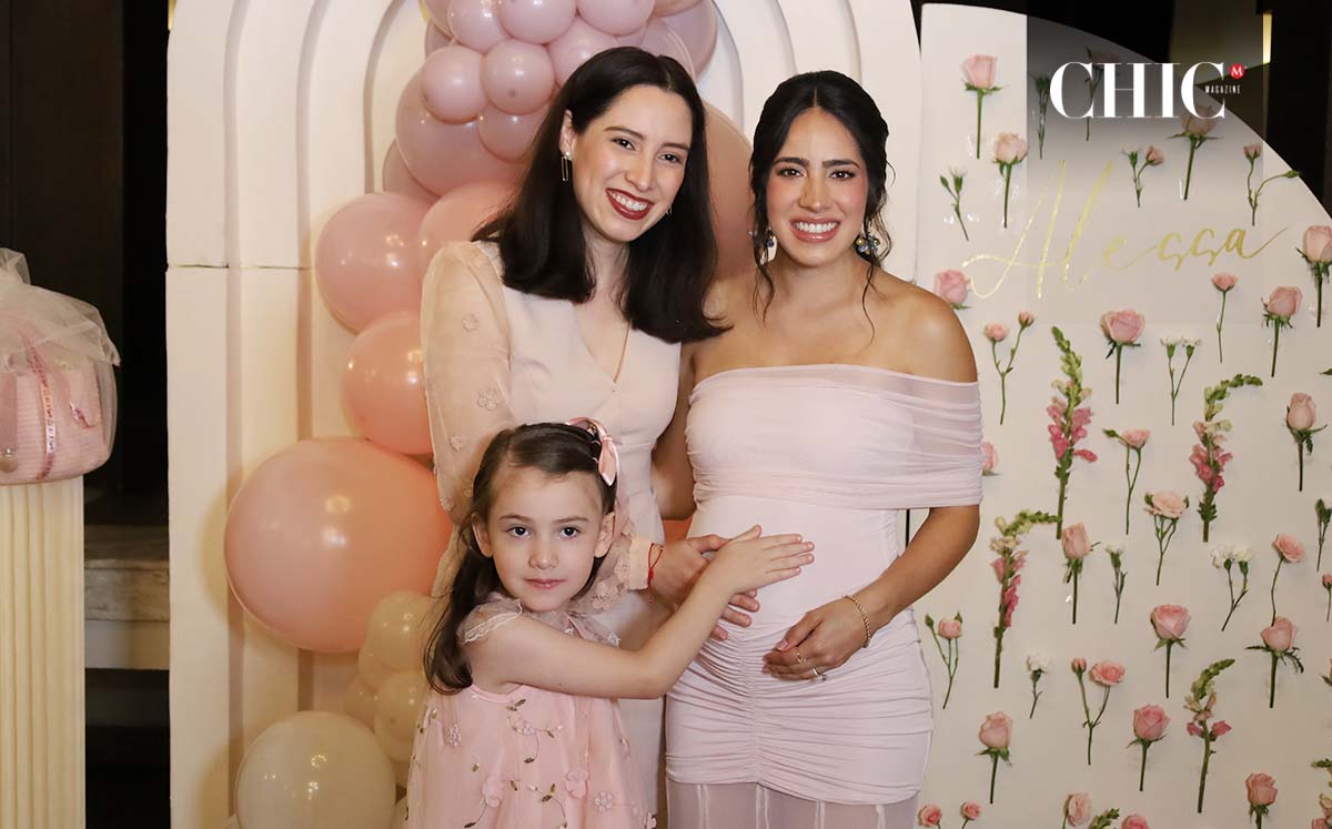 Ana Graciela Morón, Ana Paula Robles y Daniela Ávila