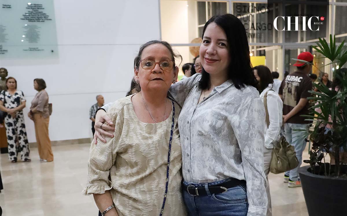 Guillermina de Nuñez de Cáceres y Martha Núñez de Cáceres