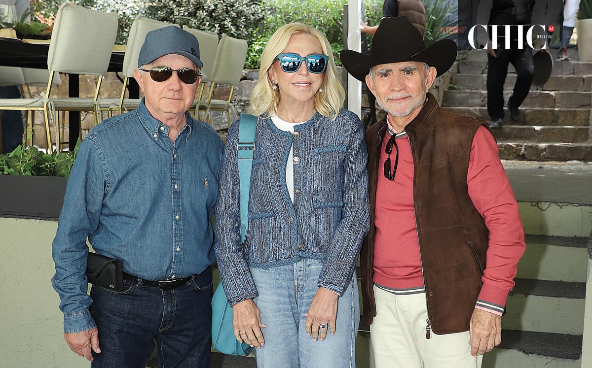 José Gerardo Elizondo, Sulamit Villarreal de Elizondo y Poncho Romo. Fotos:  Roberto Alvarado