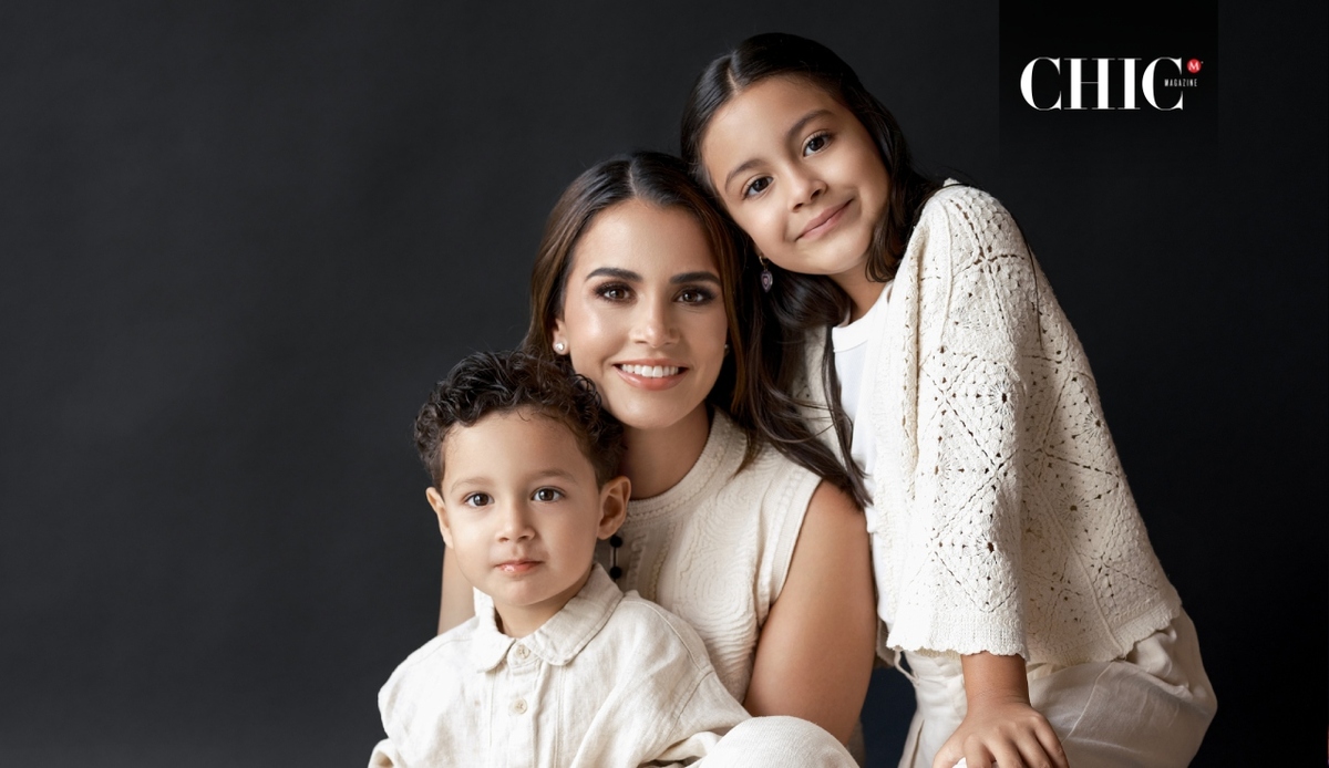 Lorena de la Garza reflexiona sobre su faceta como mamá. / Foto: Daria Izmailova
