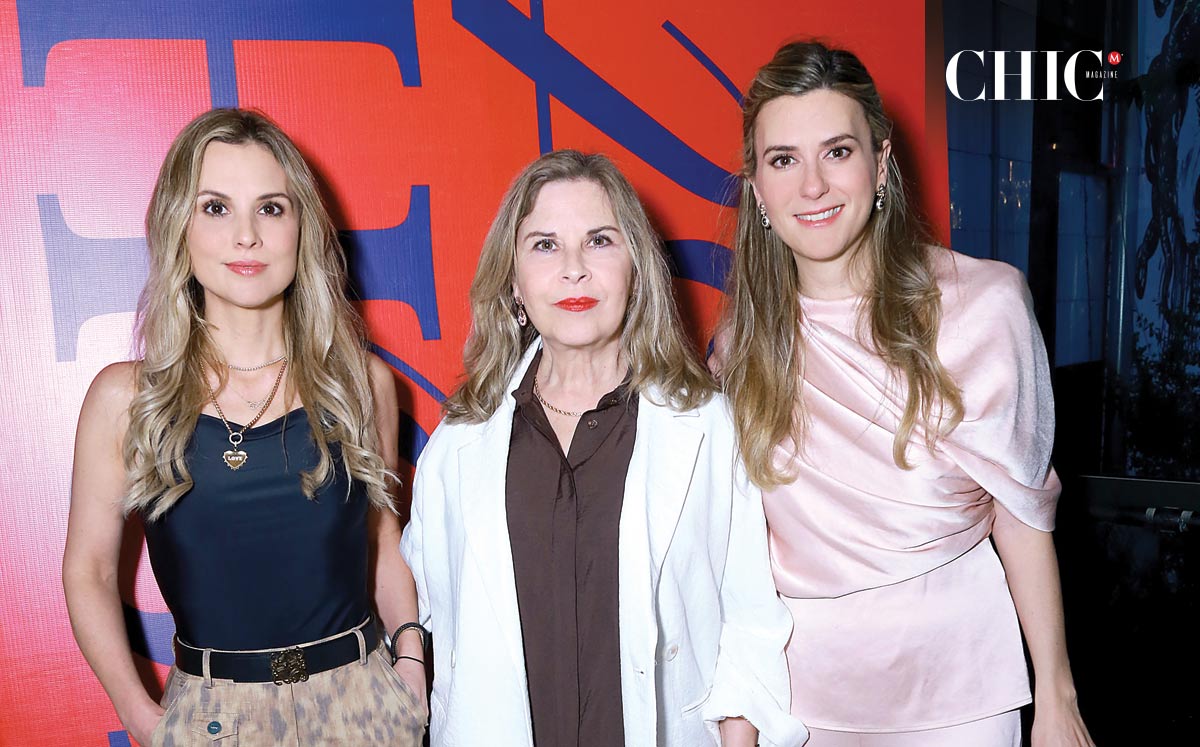 Vero Zambrano, Vicky Zambrano y Regina Laborín