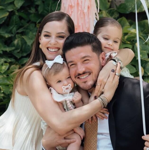 El regalo que Samuel García le dio a Mariana Rodríguez por el Día de las Madres (Foto: Instagram)