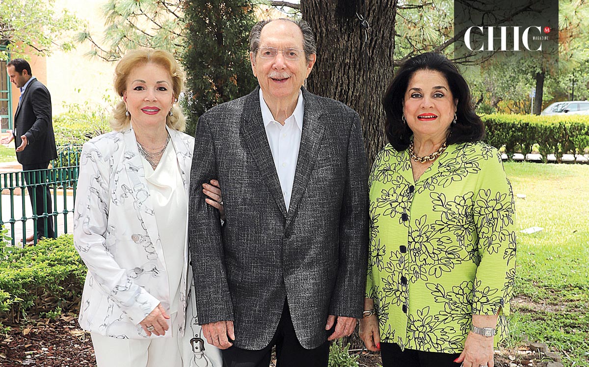 Adriana Garza de Santos, Fernando Santos y Alicia Boesch de Santos