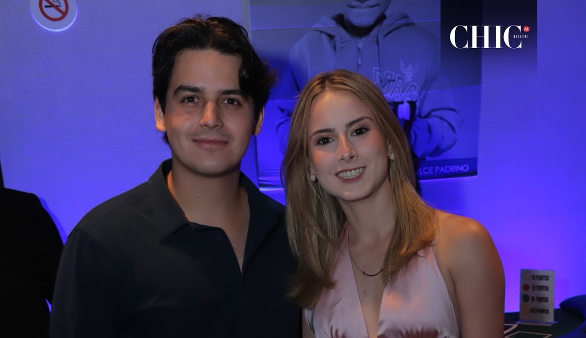 Carlos Sagaon y Paulina Arce