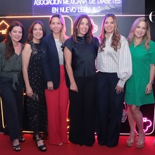 Gaby Zambrano, Alejandra Clariond, Christiane Savignon, Cristine Aubert, Jacqueline Brunell, Daniela Benavides y Lourdes Tirado