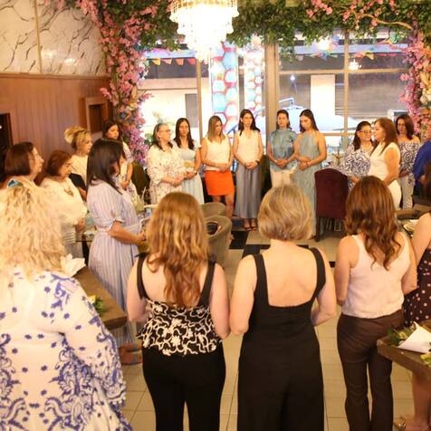 Madres e hijas viven la experiencia Florecer Juntas en La Casa de las Flores (Fotos: Enrique Garfia y Leonardo Jiménez)