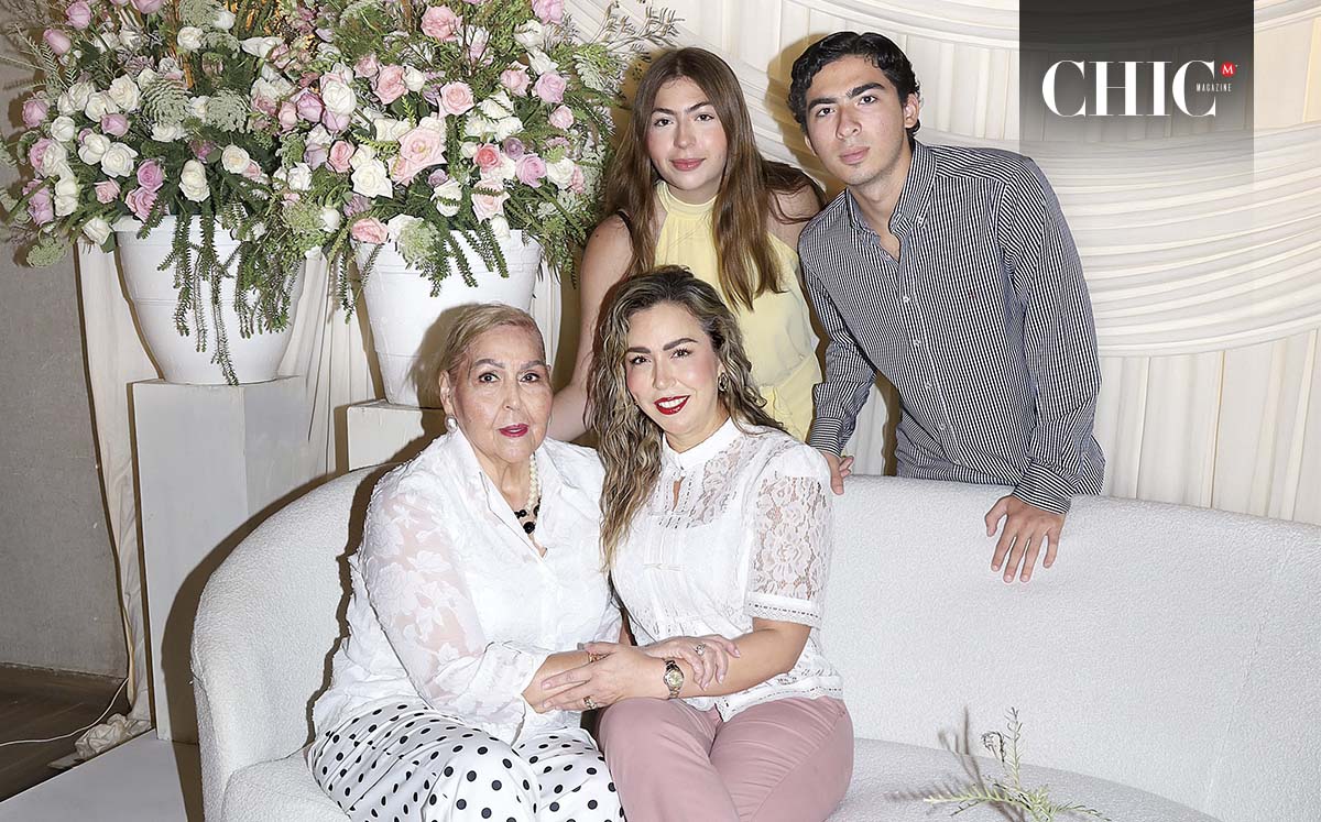Martha Saldivar, Ale Chimely, Karim Chimely y Ale Illescas