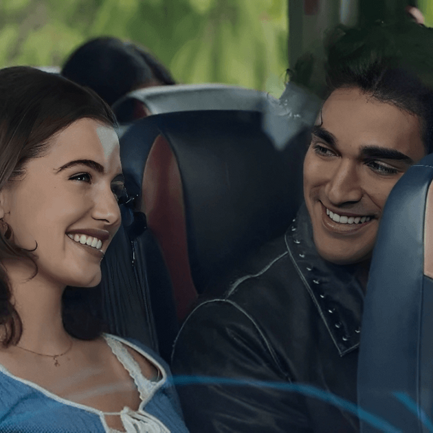 "Off Camus" las diferencias entre los libros y la serie (Imagen Prime Video)