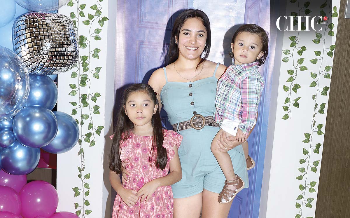 Ximena Villarreal, Fran de Villarreal y Alexander Villarreal