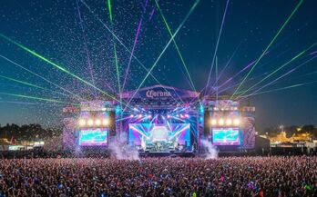 El Corona Capital 2025 se podrá ver totalmente gratis desde casa (IA)