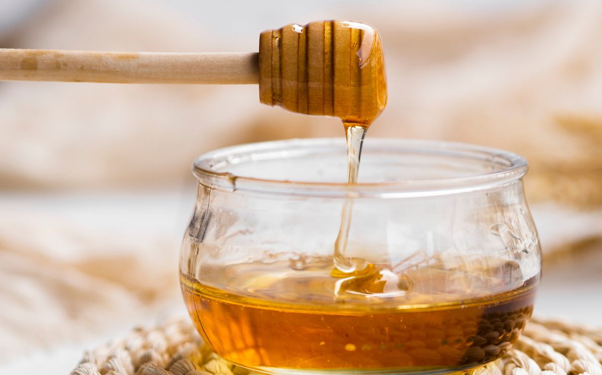 ¿Tu miel es real o sintética? Esto es lo que debes saber antes de comprarla (Foto: Freepik)