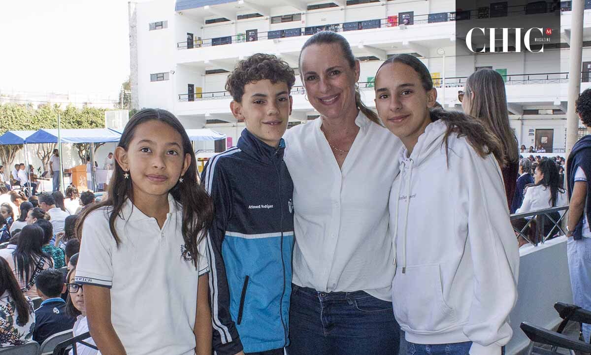 Camila, Rodrigo, Cris Rodríguez y Natalia