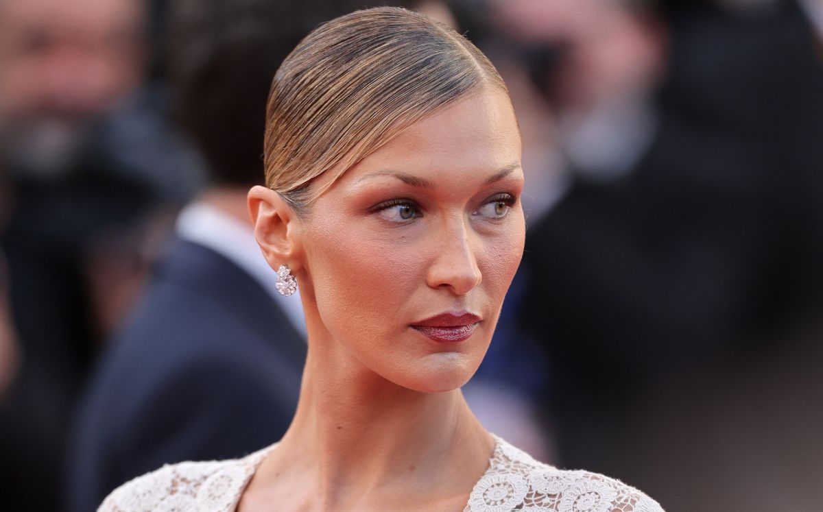 Bella Hadid refuerza su título como "reina de Cannes" con vestido cut-out y transparencias (Foto: Getty Images)