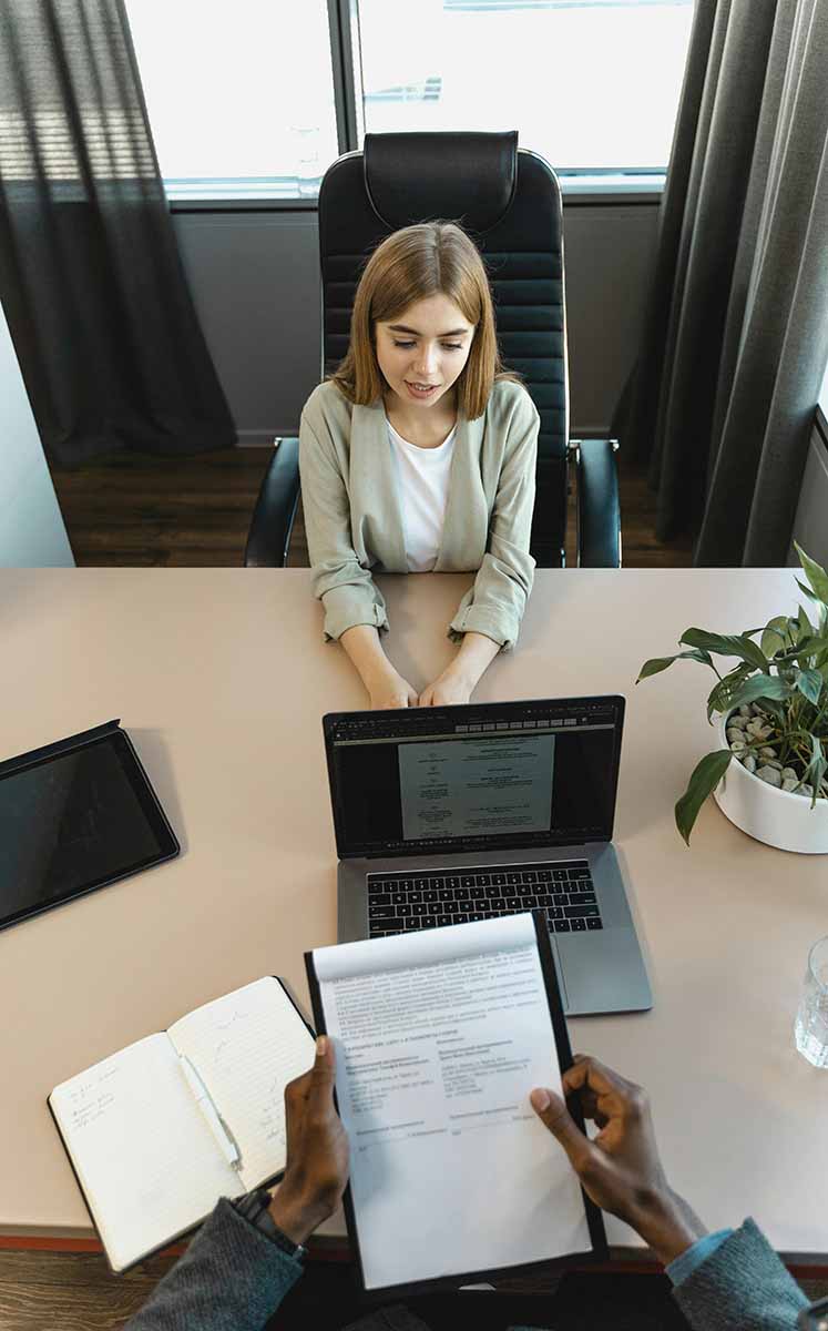 Además, proporcionar información falsa durante la entrevista puede convertirse en motivo suficiente para rechazar el trámite. (Fotos: Pexels)