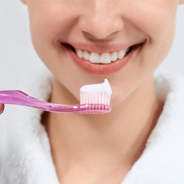 Pasta de dientes natural: qué es y cómo elegirla bien (Foto: Freepik)