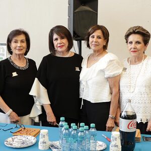Anabel, Alma, Lupita, Esperanza, Laurencia y Rosario