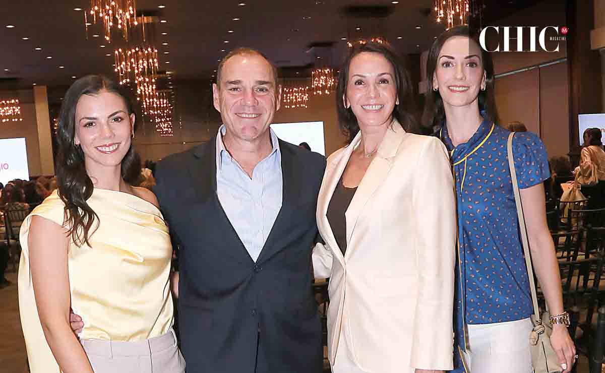 Eugenia García, Horacio García, Sofía Izaguirre de García y Ana Sofía García / Fotos: Omar Valdez